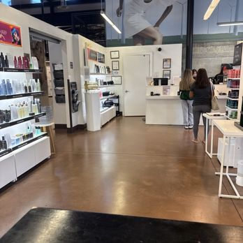 Aveda Institute - South Florida - Hair Salons Near Me - Davie, Florida Aveda Institute - South Florida - Hair Salons Near Me - Davie, Florida