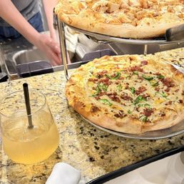 Jalapeno Popper Pizza