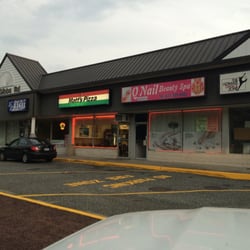 Matt's Pizza - It's in a shopping center, kind of hidden