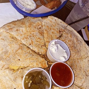 Lona's City Limits Cantina - Quesadilla & onion rings - Karaoke Near Me - Long Beach, California