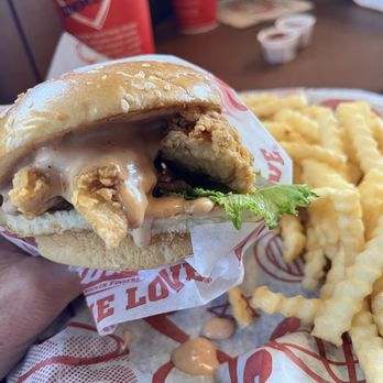 Raising Cane's Chicken Fingers - Fast Food Near Me - Menifee, California Raising Cane's Chicken Fingers - Fast Food Near Me - Menifee, California