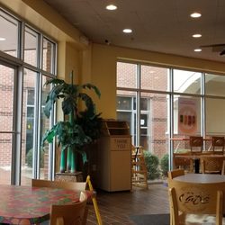 Tropical Smoothie Cafe