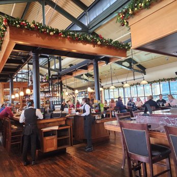 Bistro Boudin - Inside - Bakeries Near Me - San Francisco, California