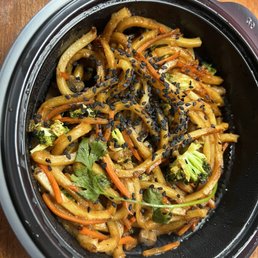 Japanese Pan Noodle with Chicken - 37 Grams of Protein, 460 Calories.