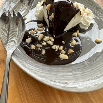 Duke's La Jolla - New American Near Me - La Jolla, California