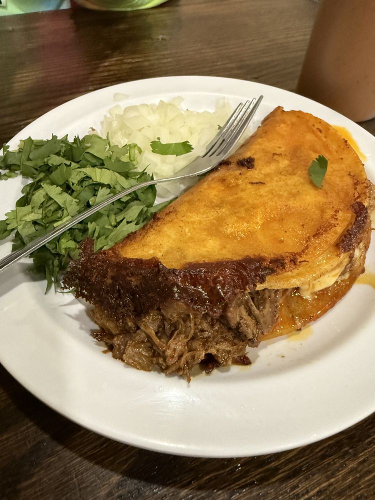 Birrieria El Chivo Tapatio