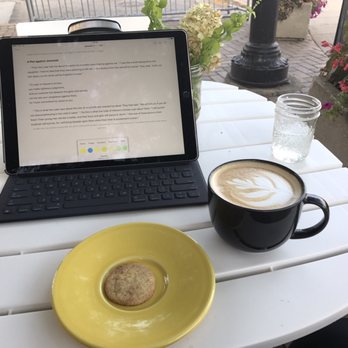 Endiro Coffee - Beautiful Sunday afternoon. - Breakfast & Brunch Near Me - Aurora, Illinois