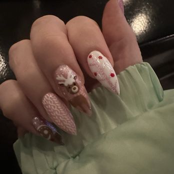 EM Nails & Beauty - Nails - Nail Salons Near Me - Nashville, Tennessee EM Nails & Beauty - Nails - Nail Salons Near Me - Nashville, Tennessee