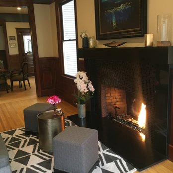 The Blackwell - Family room fireplace - Hotels Near Me - Coeur d'Alene, Idaho