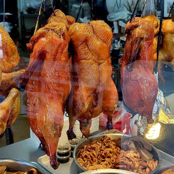 Chun's Meat Market - Roast duck hangin' in da display case. - Barbeque Near Me - Honolulu, Hawaii Chun's Meat Market - Roast duck hangin' in da display case. - Barbeque Near Me - Honolulu, Hawaii