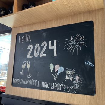 Broken Yolk Cafe - Breakfast & Brunch Near Me - Meridian, Idaho