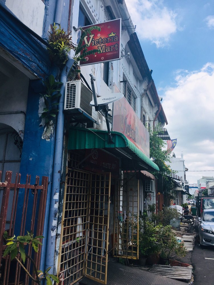 Victoria Mart
