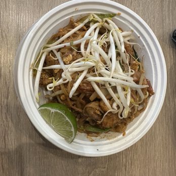Tam Sang Thai Kitchen - Duck noodle - Thai Near Me - New York, New York