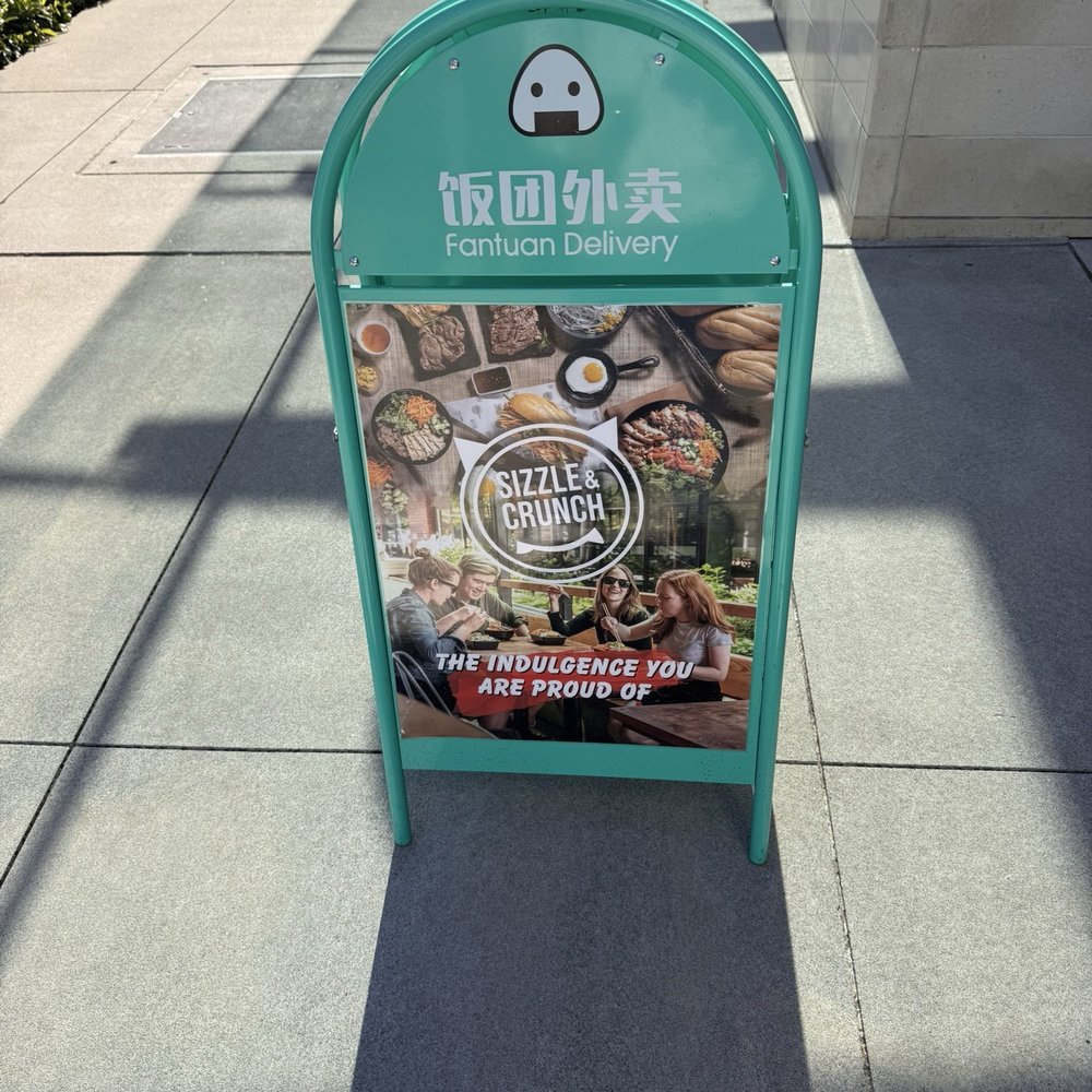 Sizzle&Crunch - Delivery signage - Vietnamese Near Me - Bellevue, Washington Sizzle&Crunch - Delivery signage - Vietnamese Near Me - Bellevue, Washington