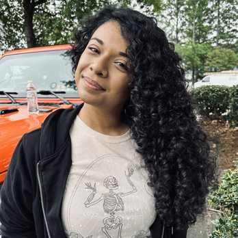 Linda Connor Stylist - Curly cut - Hair Stylists Near Me - Raleigh, North Carolina Linda Connor Stylist - Curly cut - Hair Stylists Near Me - Raleigh, North Carolina