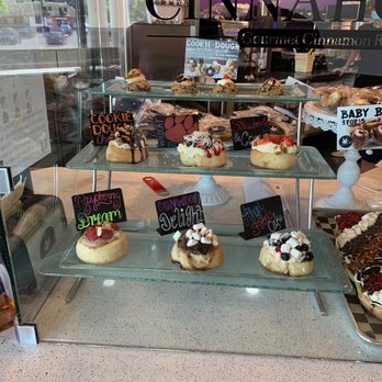 Cinnaholic - Bakeries Near Me - Dunwoody, Georgia