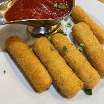 La Casa Bella - Italian Near Me - Brooklyn, New York