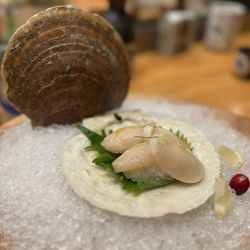 Fatty Fish Sushi Restaurant - Fresh scallops