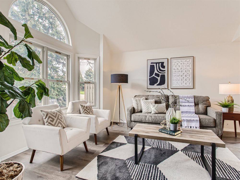 TONY APA ELEETE REAL ESTATE Updated August 2024 951 Photos 9200 SW Barnes Rd, Portland