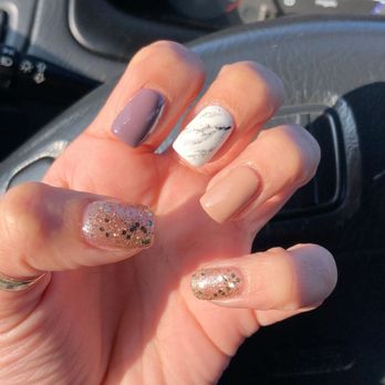 Diva Nails & Spa - Nail Salons Near Me - Bakersfield, California