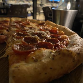 Farena - Pepperoni pizza. Buttery crust - Pizza Near Me - Arlington, Texas Farena - Pepperoni pizza. Buttery crust - Pizza Near Me - Arlington, Texas