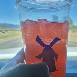Light ice means less drink at this location Light ice means less drink at this location