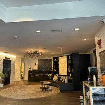 Glover Park Hotel Georgetown - Lobby - Hotels Near Me - Washington, DC, District of Columbia