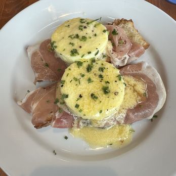 Uncle Nicky's - Eggs Nicky - Italian Near Me - Austin, Texas