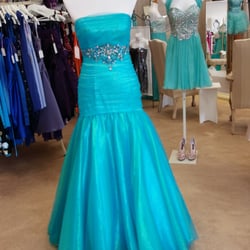 homecoming boutiques near me