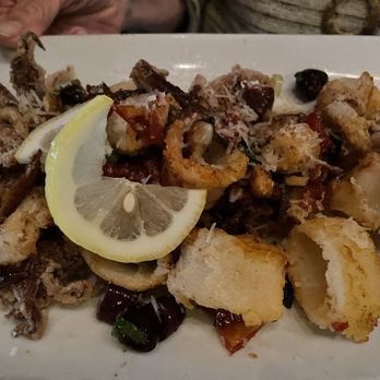 LockKeepers - Lockkeeper 's Calamari - New American Near Me - Valley View, Ohio