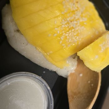 Kour Thai - Mango sticky rice to go - Thai Near Me - Clearlake, California Kour Thai - Mango sticky rice to go - Thai Near Me - Clearlake, California