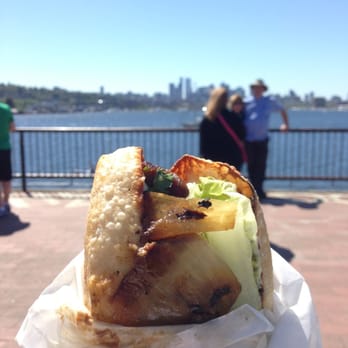 Paseo - Best sandwich of my life [#8 Cuban Press] in front of a gorgeous view [Gasworks Park]with perfect weather [75 degrees] - Caribbean Near Me - Seattle, Washington