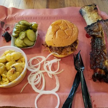 la Barbecue - Unreal beef ribs and brisket sandwich - Barbeque Near Me - Austin, Texas