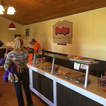 Oakes Farm - Attraction Farms Near Me - Corryton, Tennessee Oakes Farm - Attraction Farms Near Me - Corryton, Tennessee