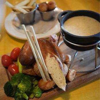 Melting Pot Social - Alpine fondue - New American Near Me - Tampa, Florida Melting Pot Social - Alpine fondue - New American Near Me - Tampa, Florida