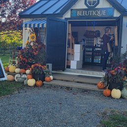 Exterior outside entrance of Bleu Frog Vineyards - Leesburg, Virginia Exterior outside entrance of Bleu Frog Vineyards - Leesburg, Virginia