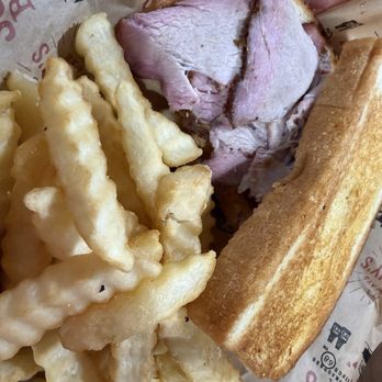 Sonny's BBQ - Sonny's original sliced pork sandwich meal - Barbeque Near Me - Winter Park, Florida