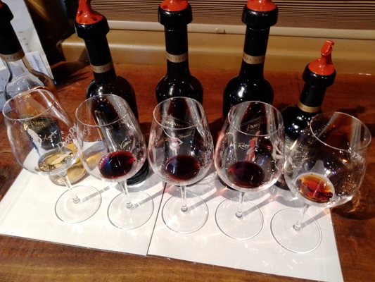 Pasoport Wine Company by null