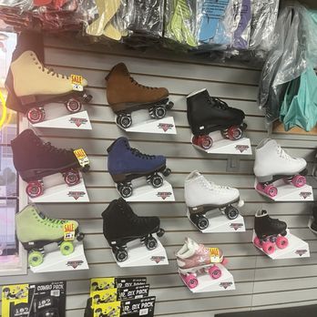 Scottsdale Sidewalk Surfer - Selection of roller skates - Skate Shops Near Me - Scottsdale, Arizona Scottsdale Sidewalk Surfer - Selection of roller skates - Skate Shops Near Me - Scottsdale, Arizona