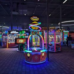 Dave & Buster's Oakville - Games