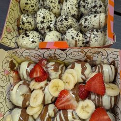 Lokma - Cookies & Cream (Mount Everest) + Explosion with Strawberries