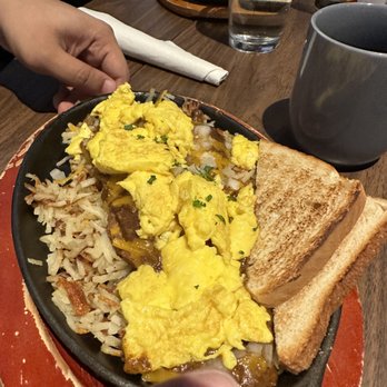 Hatch'd - Slingers club skillet - Breakfast & Brunch Near Me - St. Louis, Missouri Hatch'd - Slingers club skillet - Breakfast & Brunch Near Me - St. Louis, Missouri