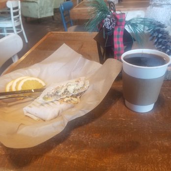 Common Grounds Coffee Cafe & Bakery - Coffee & Tea Near Me - Strafford, Missouri