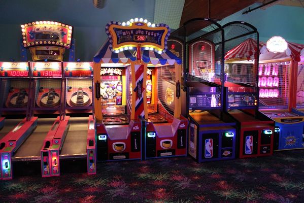 Roxbury Lanes by null