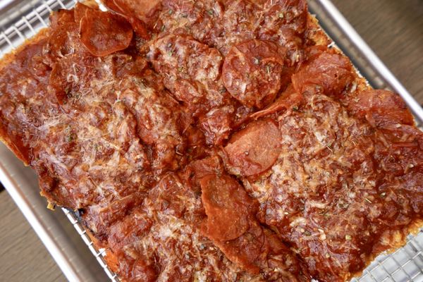 Seven Tigers Pie Club by null