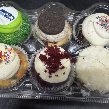 The Classic Cupcake - variety of cupcakes - Cupcakes Near Me - Yorba Linda, California The Classic Cupcake - variety of cupcakes - Cupcakes Near Me - Yorba Linda, California