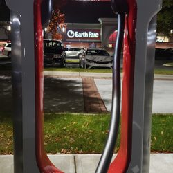 Tesla Supercharger - Toringdon Way