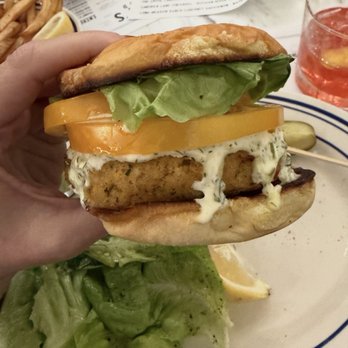 Franny's Seafood - Crab cake sandwich - Seafood Near Me - Louisville, Kentucky