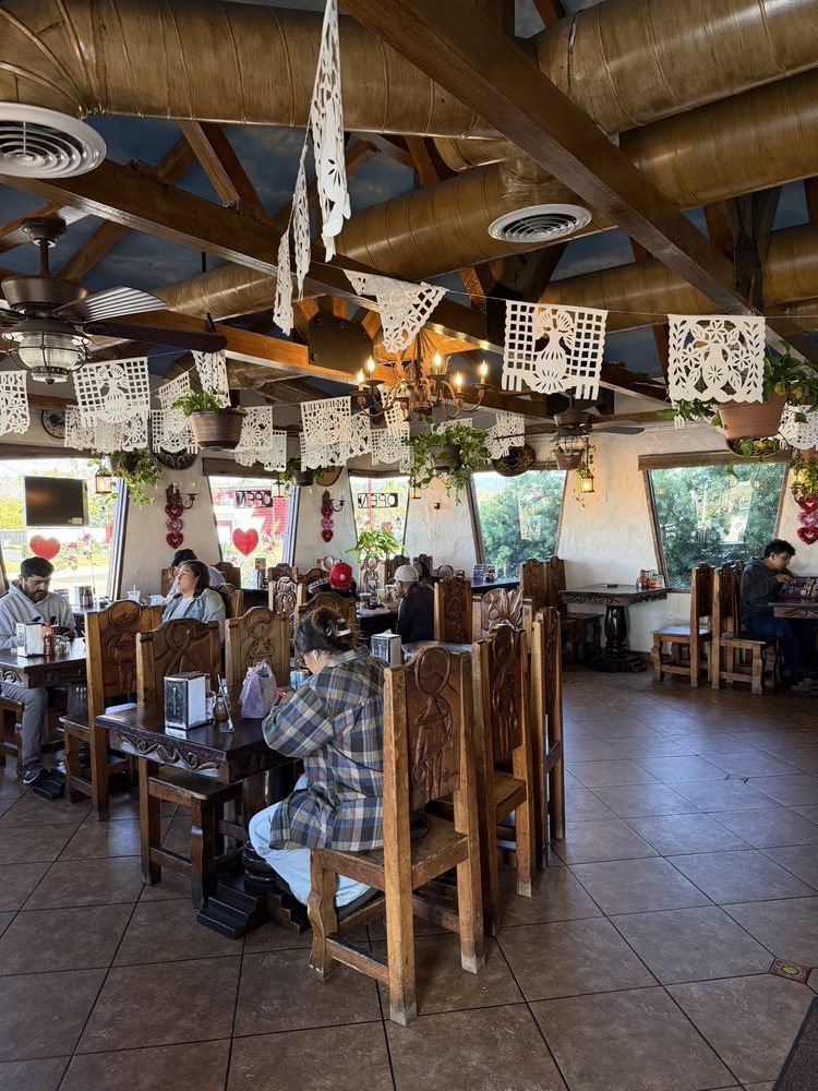 Los Charros Mexican and Seafood