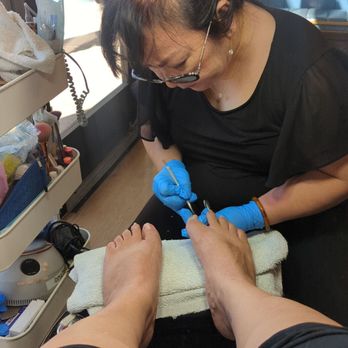 Kitchen Nail Bar - Mountain View - Sweet Natalie taking care of me. - Nail Salons Near Me - Mountain View, California